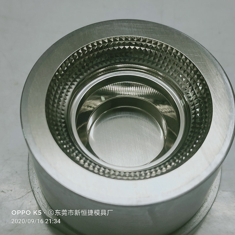 燈罩糢(mo)具14
